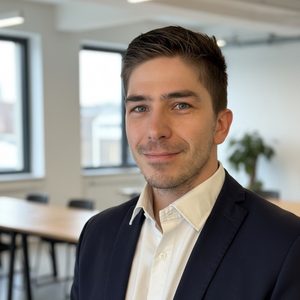 Adrien Gambetta — Conseiller AXA, développeur web et photographe à Sion, Valais